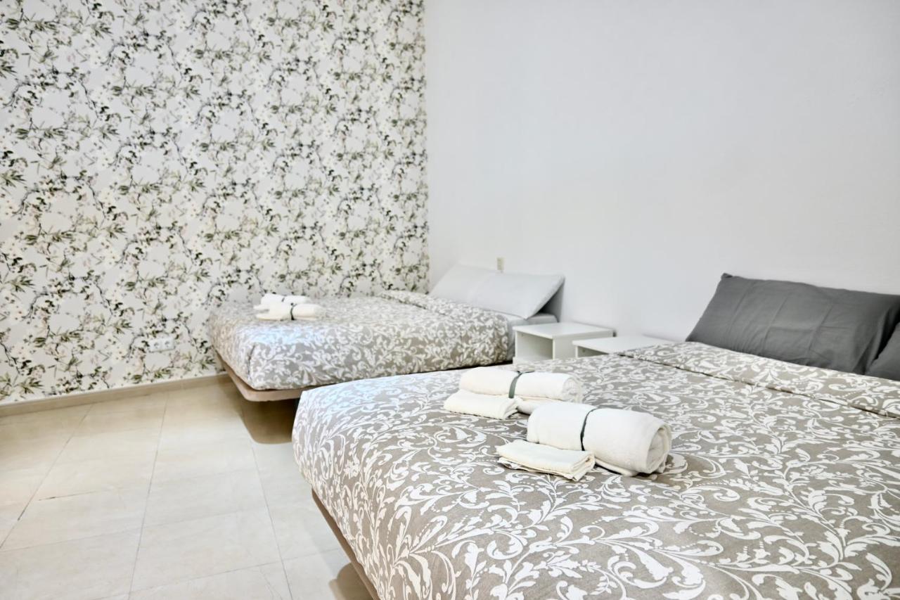 For You Rentals Centrico Apartamento Temporal En La Calle Infanta Inf1A Мадрид Екстер'єр фото